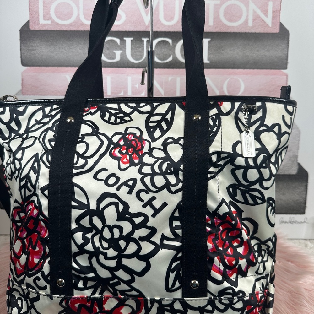 COACH POPPY GRAFITTI SCRIBBLE FLOWERS Tote - Picture 3 of 14